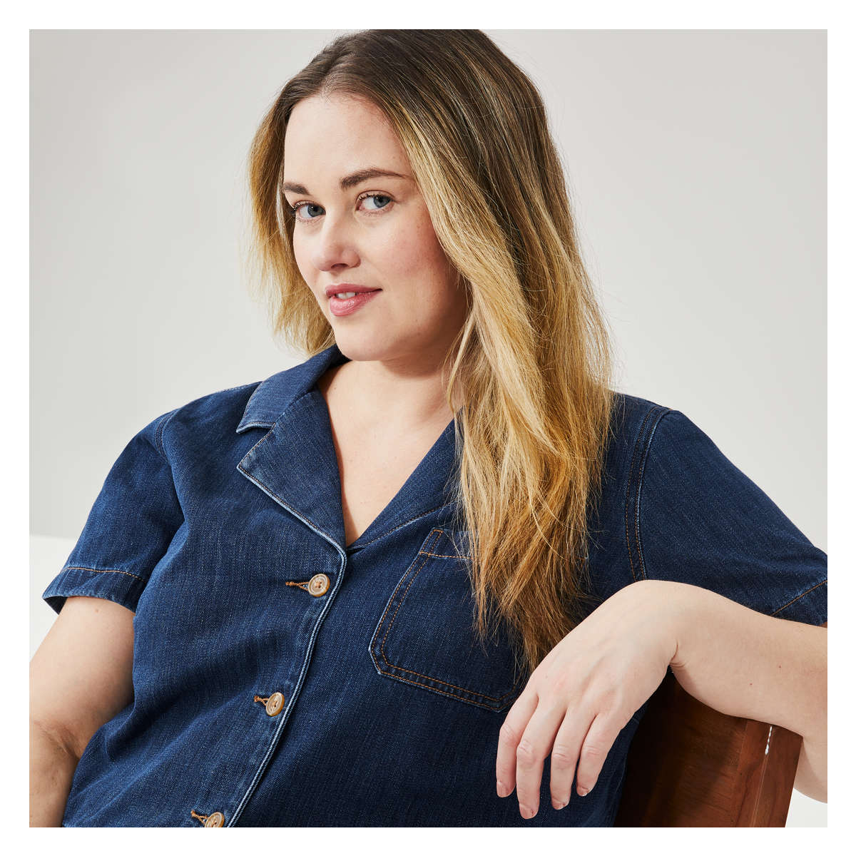 ★ ★ Women's Statement Crop Denim Shirt 47AB726 Cropped Denim Shirt | boohoo CA